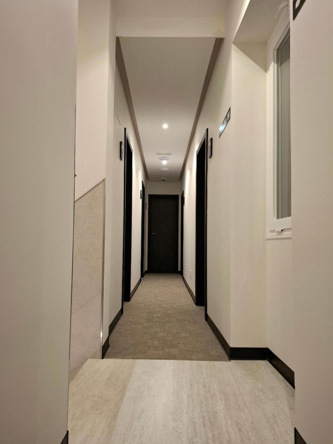 Hostal San Blas มาดริด ภายนอก รูปภาพ