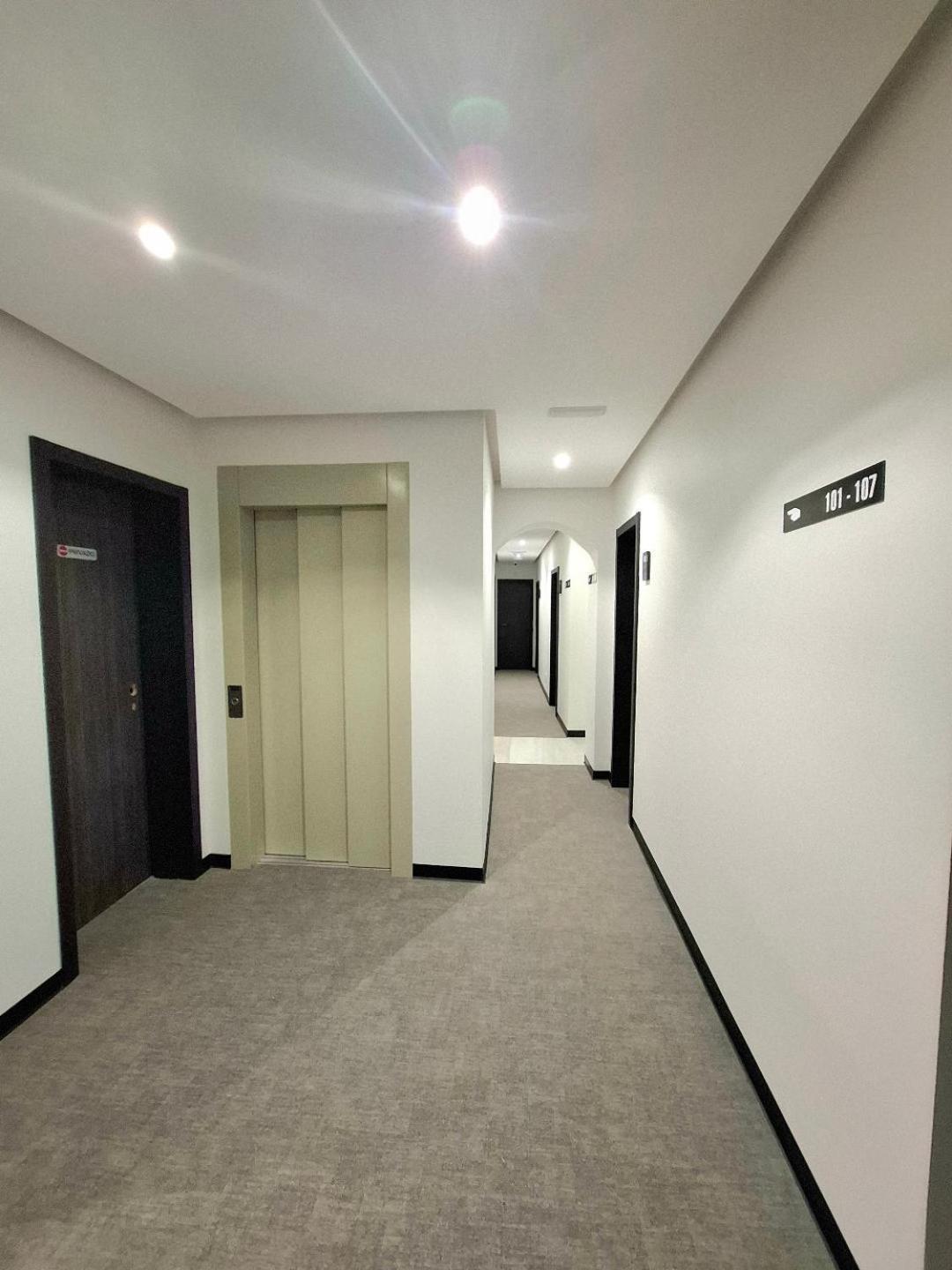 Hostal San Blas มาดริด ภายนอก รูปภาพ